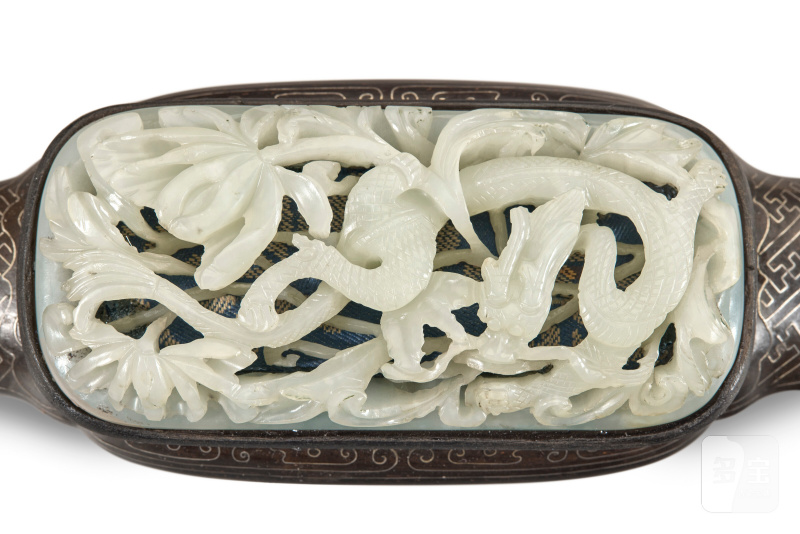SCEPTRE IMPÉRIAL EN ZITAN INCRUSTÉ DE PLAQUES EN JADE CÉLADON PÂLE  CHINE, DYNASTIE QING, ÉPOQUE QIANLONG (1736-1795) - 图4